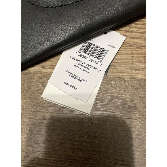 Coach Large CornerZip Wristlet CR392 Smooth Black Leather Wallet $168 Retail - Picture 3 of 6